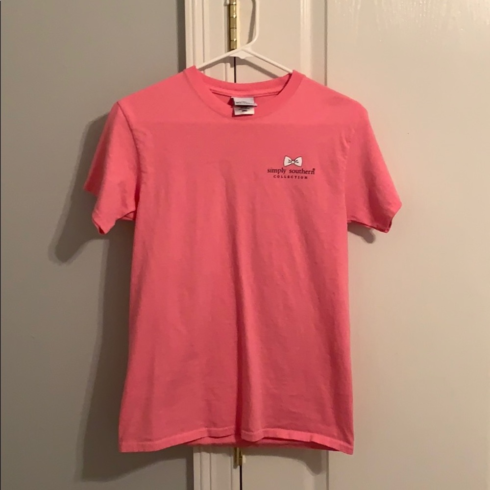 women’s simply southern dog-themed tee size small